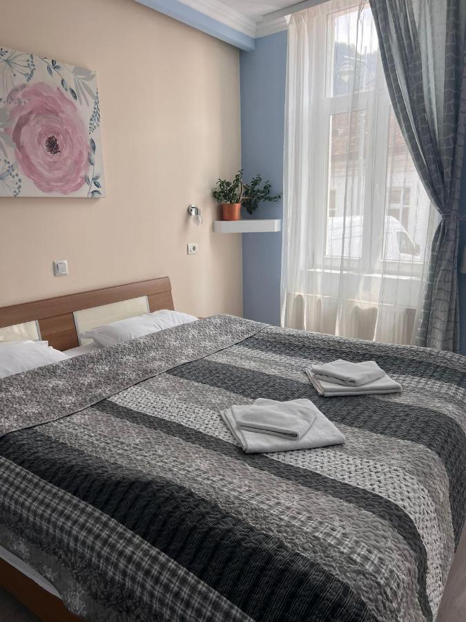 Pension Old City Brasov Ngoại thất bức ảnh
