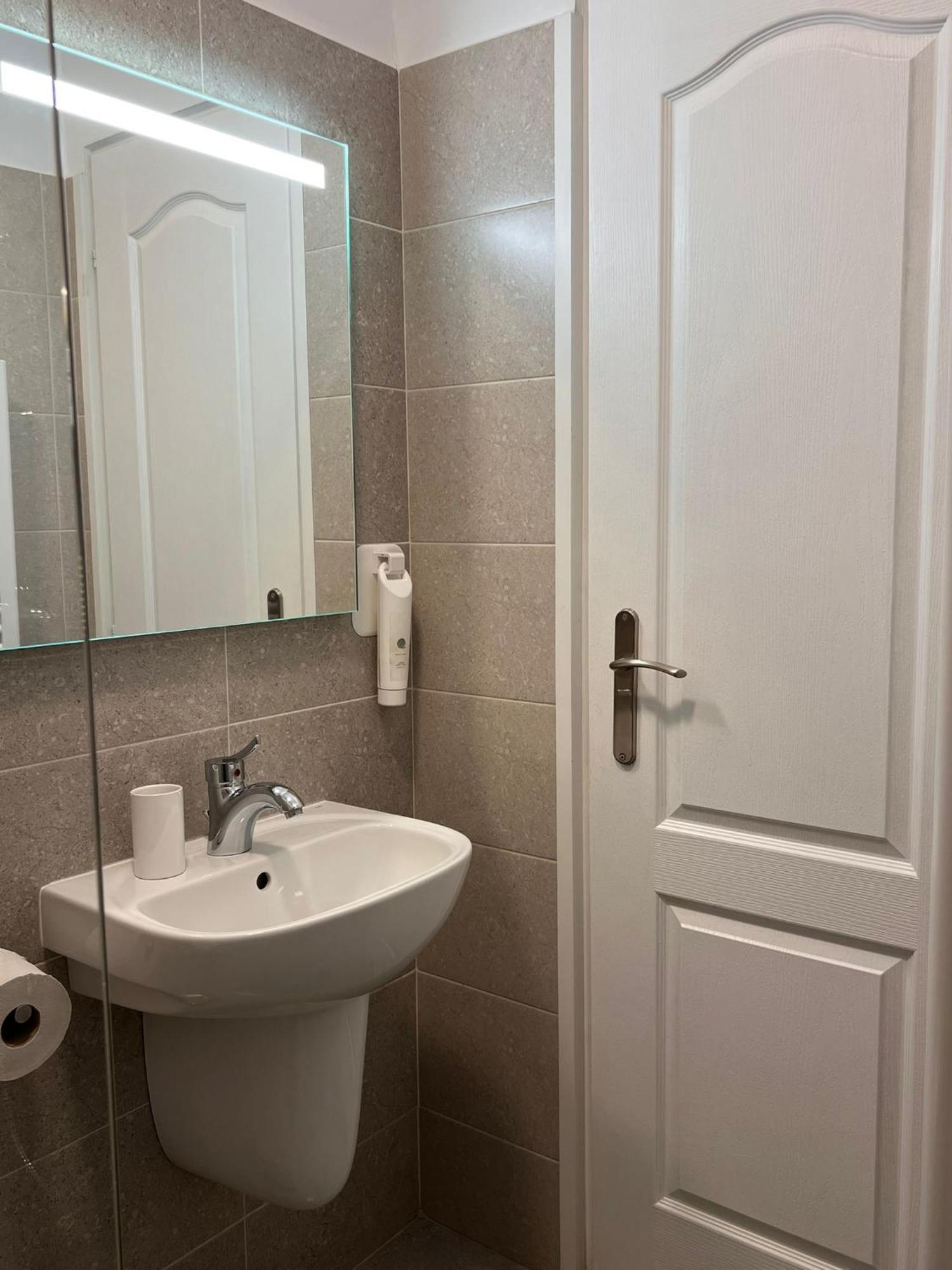 Pension Old City Brasov Ngoại thất bức ảnh