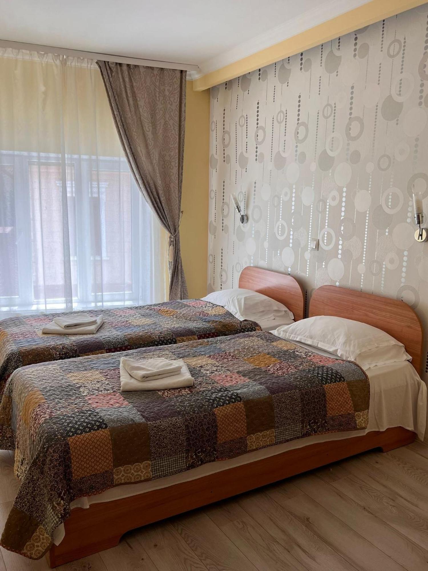 Pension Old City Brasov Ngoại thất bức ảnh
